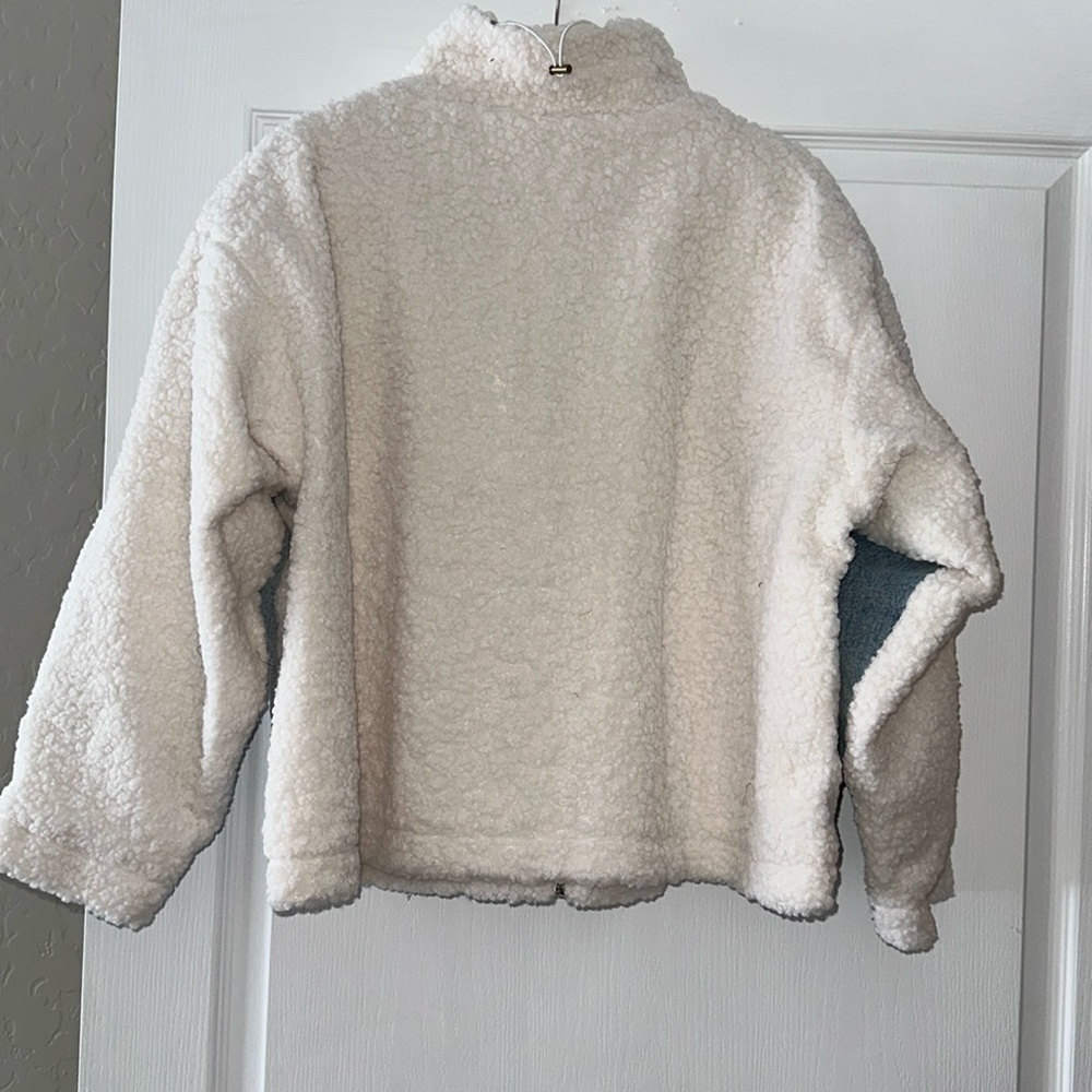 Denim Jacket with faux fur - Picture 6 of 7